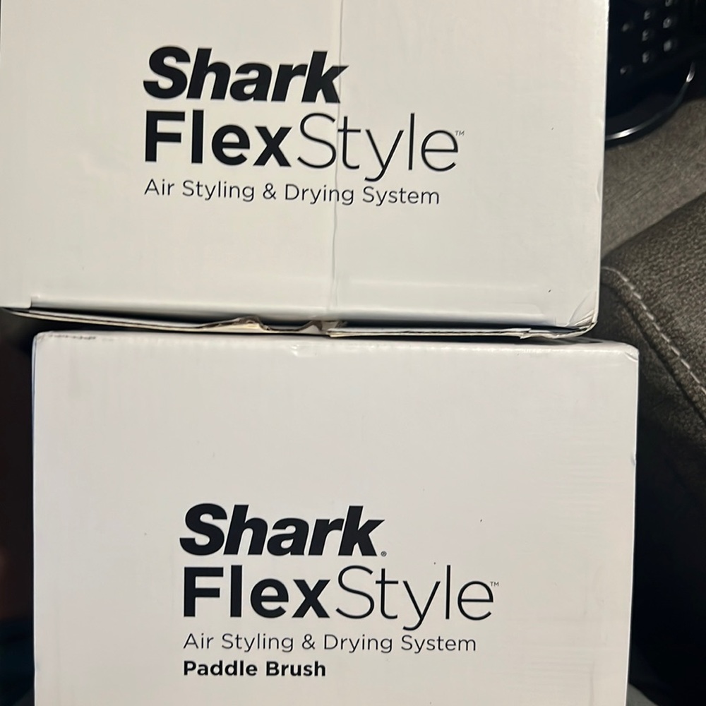 Shark flex style